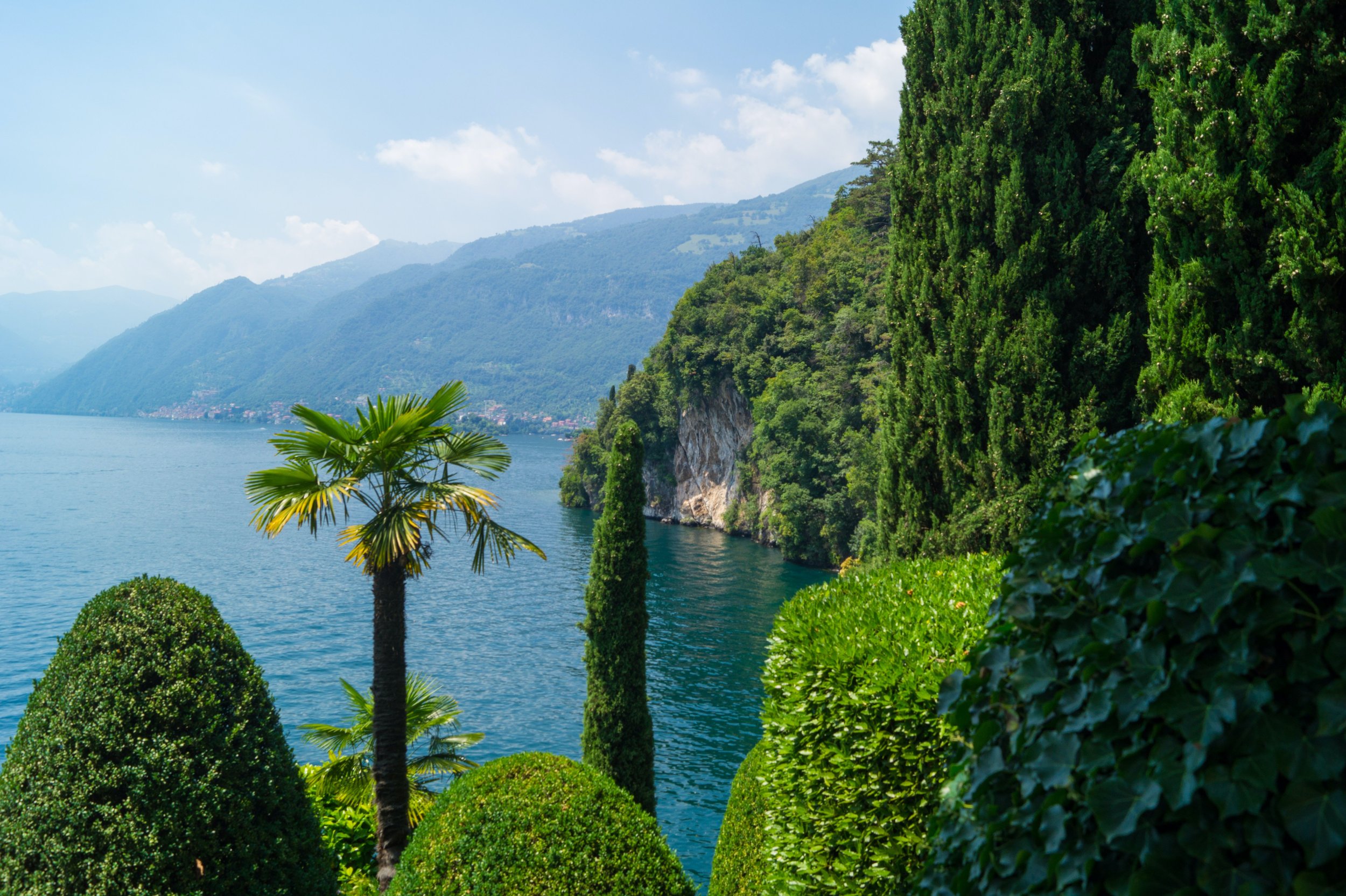 Hike in the hills | EAT.PRAY.MOVE Yoga Retreats | Lake Como, Italy 