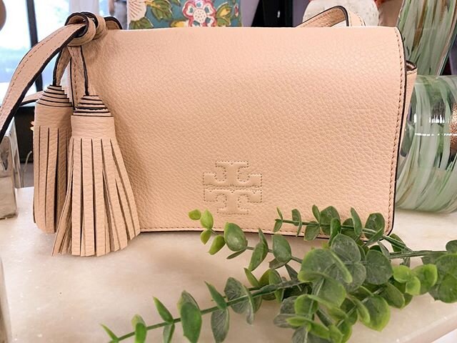 💕SOLD💕 🛍🌿 Tory Burch bag! **On Broadway