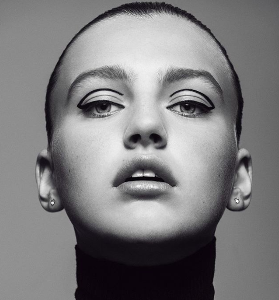 Photographer Edwin S Freyer : Make Up Christabel Draffin