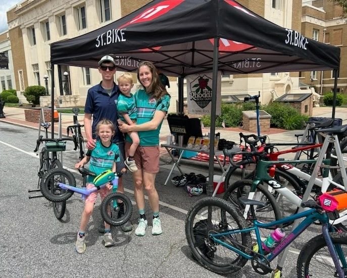 The Rhoddie family had a great day in Downtown Lenoir at Bicycle Festival! We will be back in 2025.
&bull;
&bull;
&bull;
#morekidsonbikes #Cannondale #3Tbikes #3TExploro #bikedemo #LenoirNC #gravelcyclist #gravelcycling #bikelife #instacycling #bikep