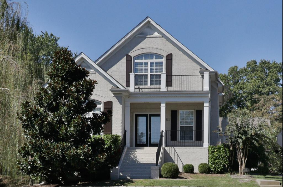 SOLD!! 811 Valley View Ct | Brentwood | $450,000