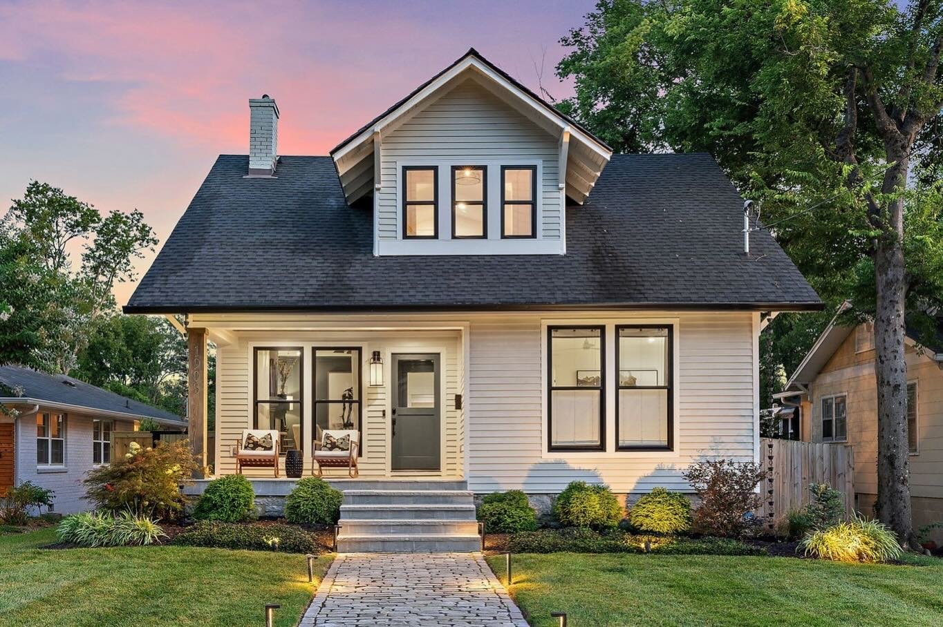 🌾 Impeccably renovated 1915 Craftsman in the heart of Belmont / 12 South. 
Close to Vandy, Green Hills, and Downtown 

* Comment HOME and I&rsquo;ll send you the listing link!

&bull; 5 beds + 5.2 baths
&bull; 4,745 sq.ft
&bull; Built in 1915
&bull;