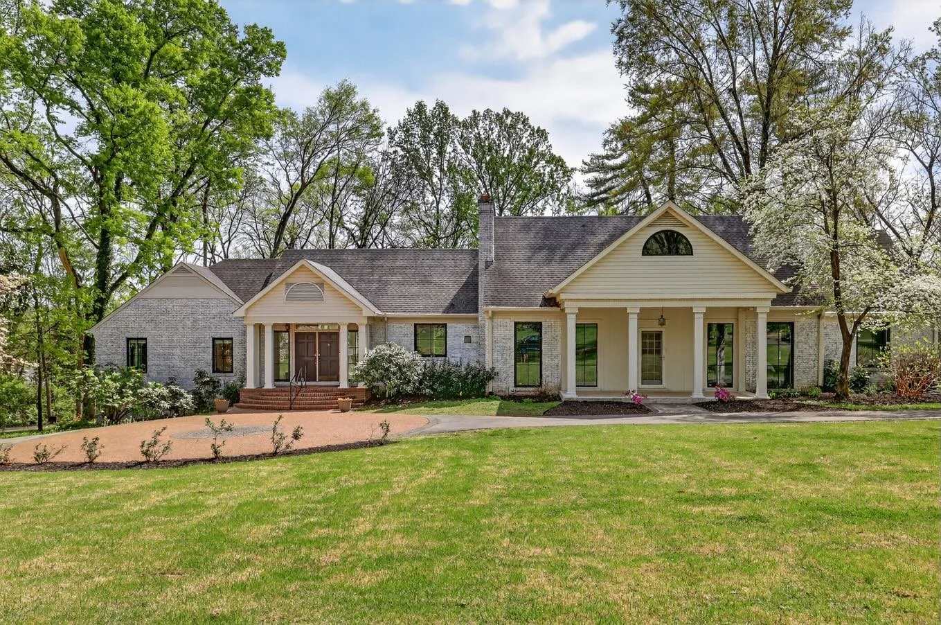 🌾Charming mid-century Green Hills estate on a sprawling, private, and lush 1.7-acre lot. If you value luxury and privacy with convenience, this may be one to consider.

* Comment HOME and I&rsquo;ll send you the listing link

* DM w inquiries and sh