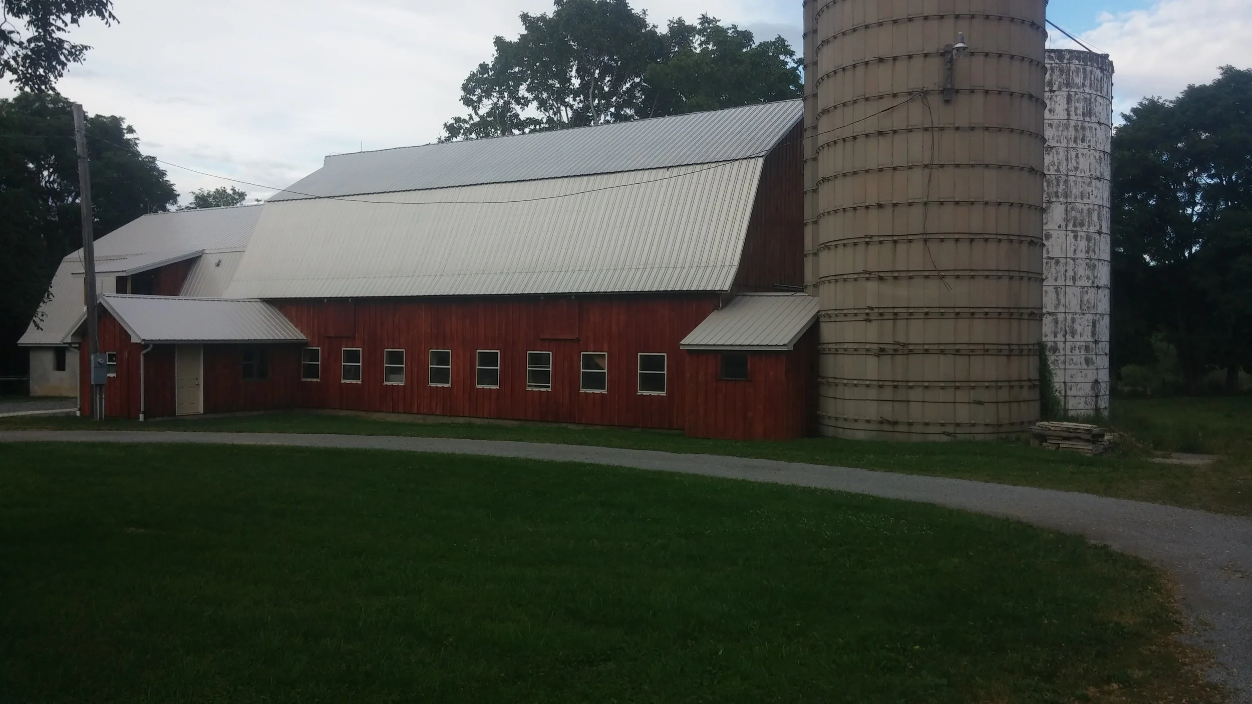 thebarn.jpg