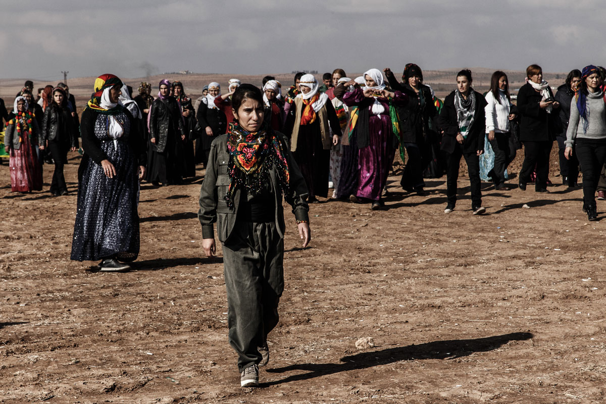 02 Il-Kurdistan-delle-donne20141125_0001.jpg