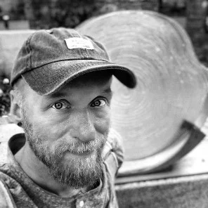 Billy Davis (Fiction ‘19) has done a few things in life: beer slinger, screen printer, nurse, teacher. He dislikes the beach, loves a good road trip, and pronounces Appalachia the Southern way. He is hooked on cozy mysteries and often wonders about unreported murders in Mr. Rogers’ neighborhood. No surprise—he is working on his first whodunit.