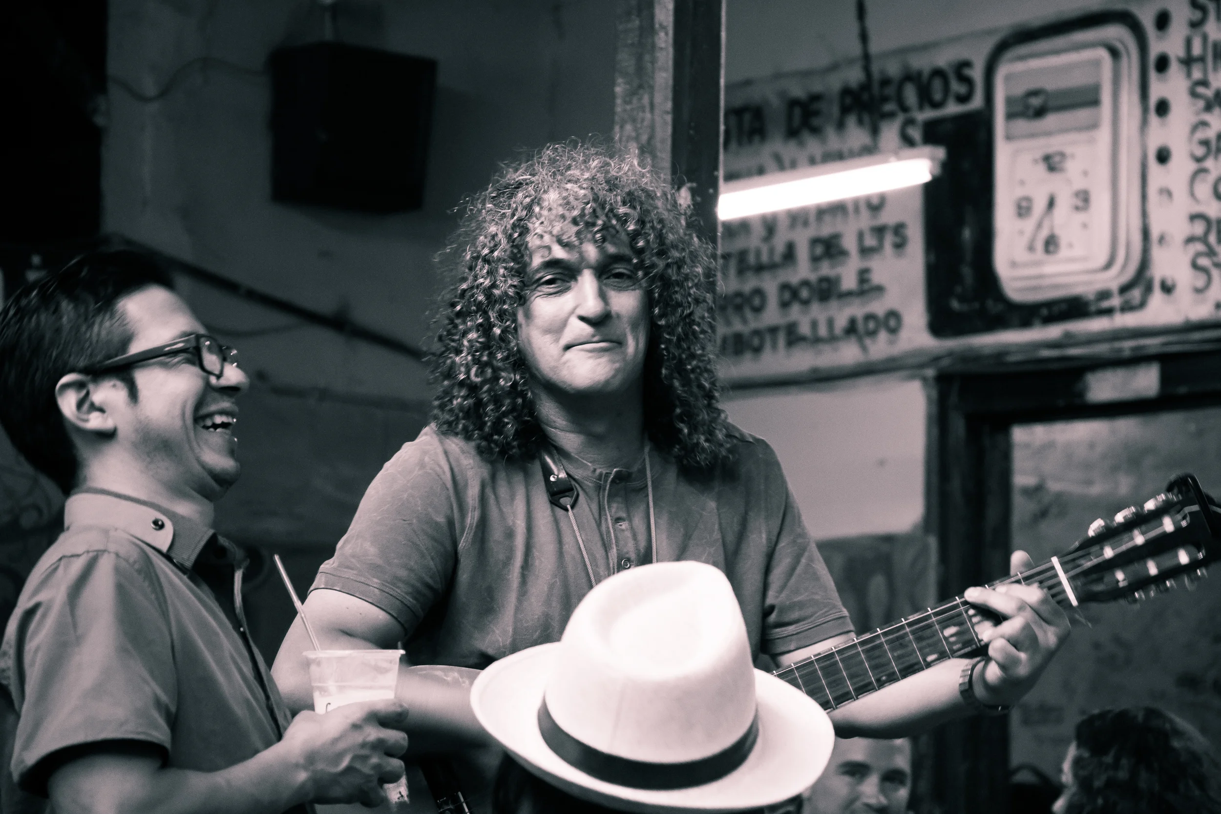 The entertainer at La Piojera, Santiago de Chile