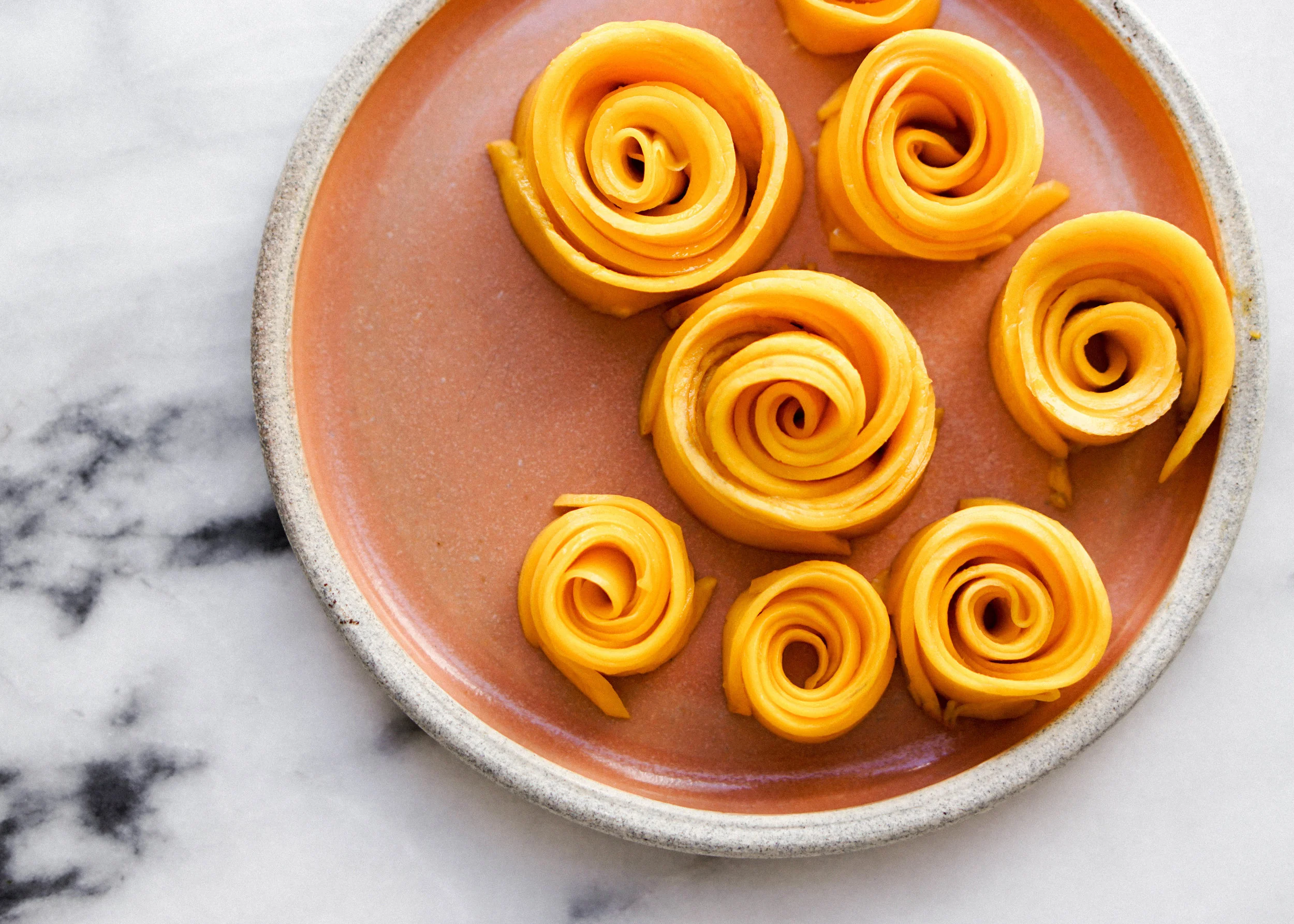 Coconut Cake With Mango Buttercream Eat Cho Food
