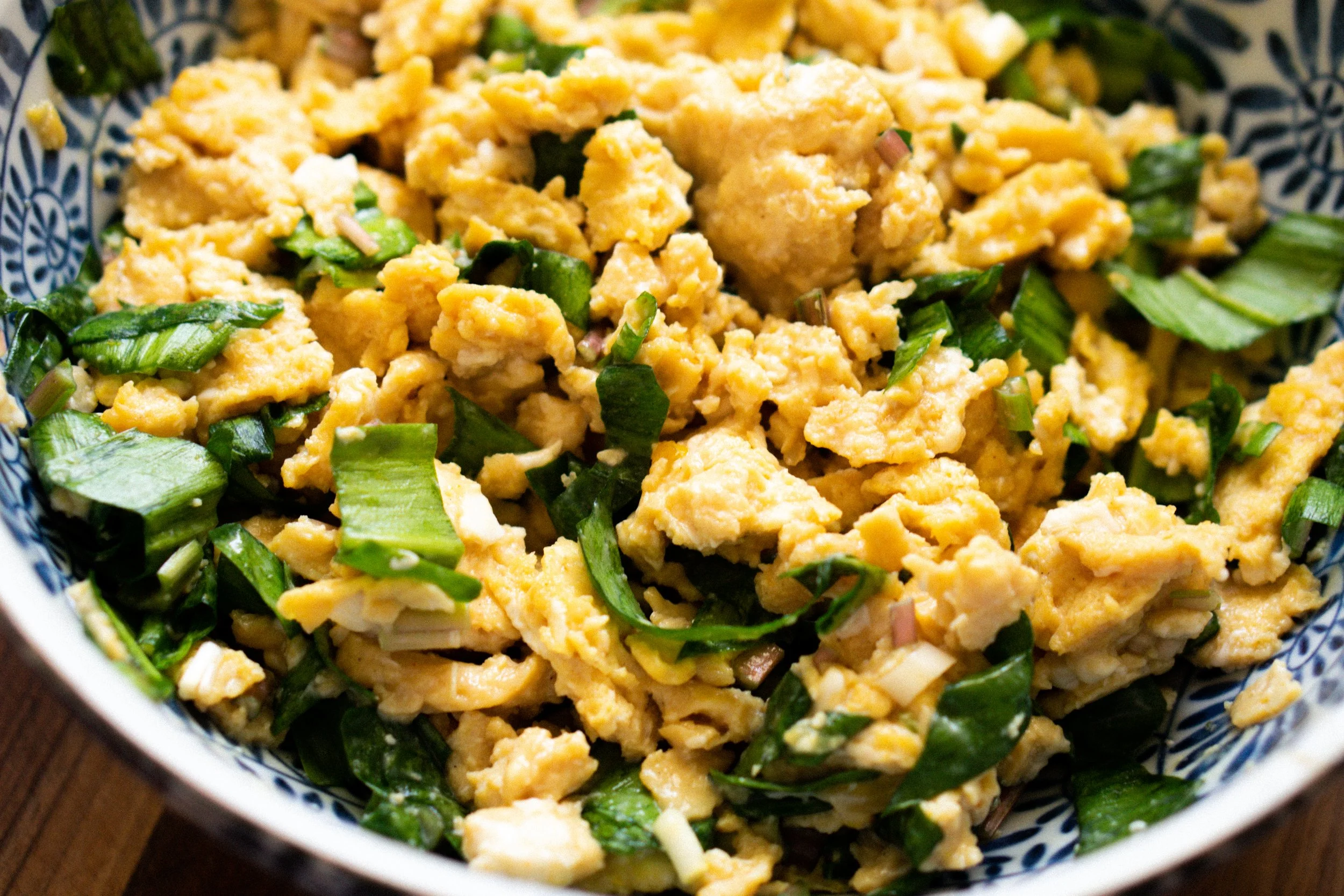 Crispy Egg and Ramp Pockets — Eat Cho Food