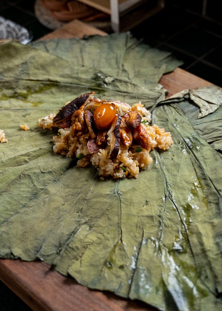 Glutinous Rice and Chinese Sausage Wrapped in Banana Leaves Recipe