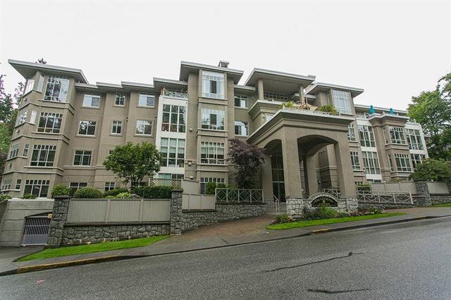 2 bed - 2 bath - 890 Square Feet - Roche Point, North Vancouver - $379,000