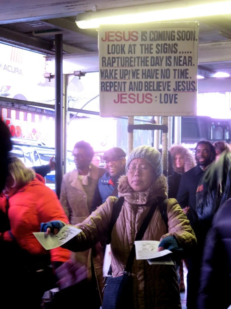 Times-Square-2khnpep-768x1024.jpg