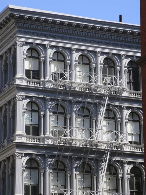 Cast-Iron-on-Broadway-2c7xonw.jpg