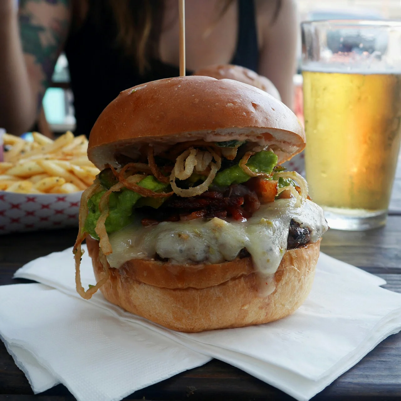 The Piñata Burger - Knuckle Sandwich 