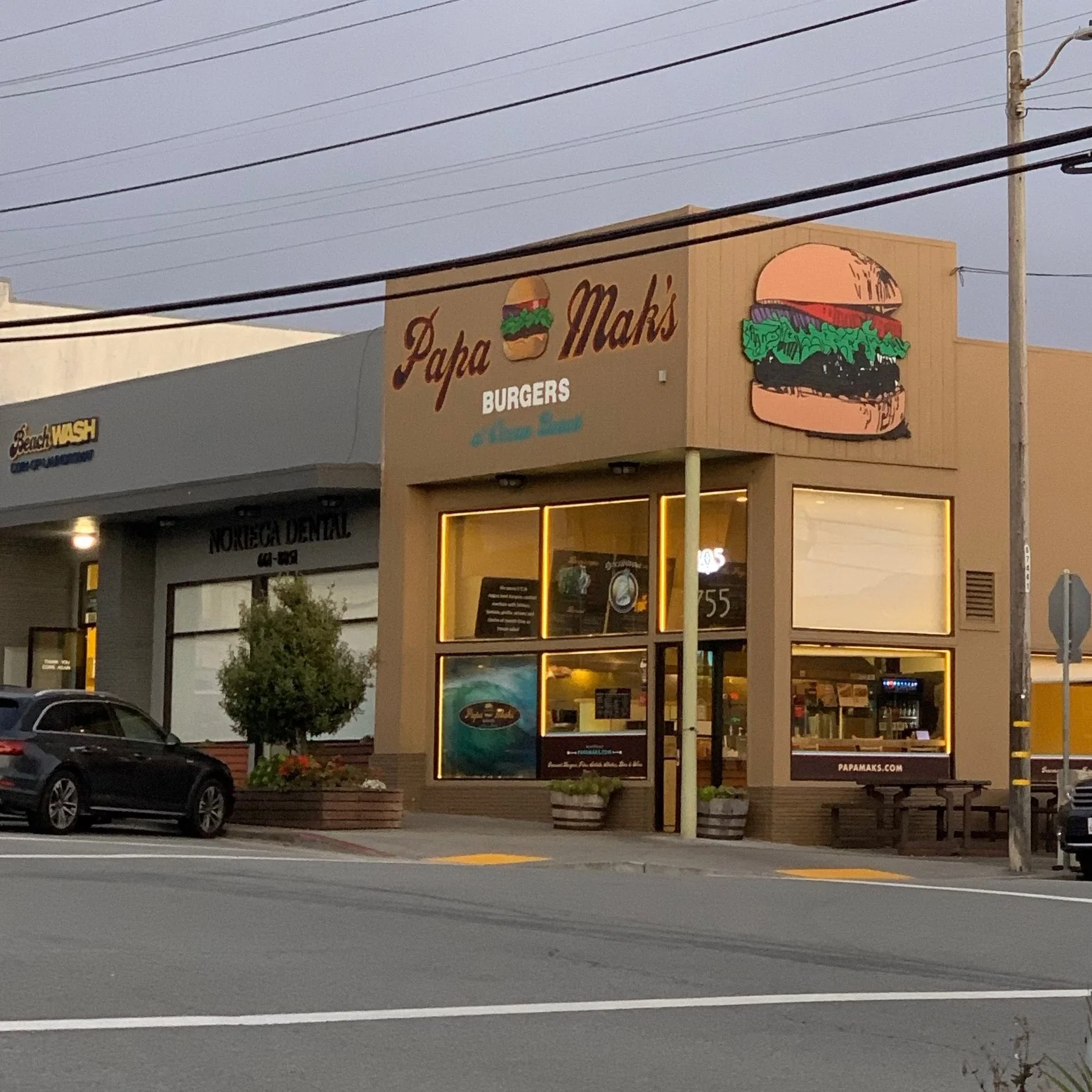 Trying to get a replica cheeseburger sign for my apartment