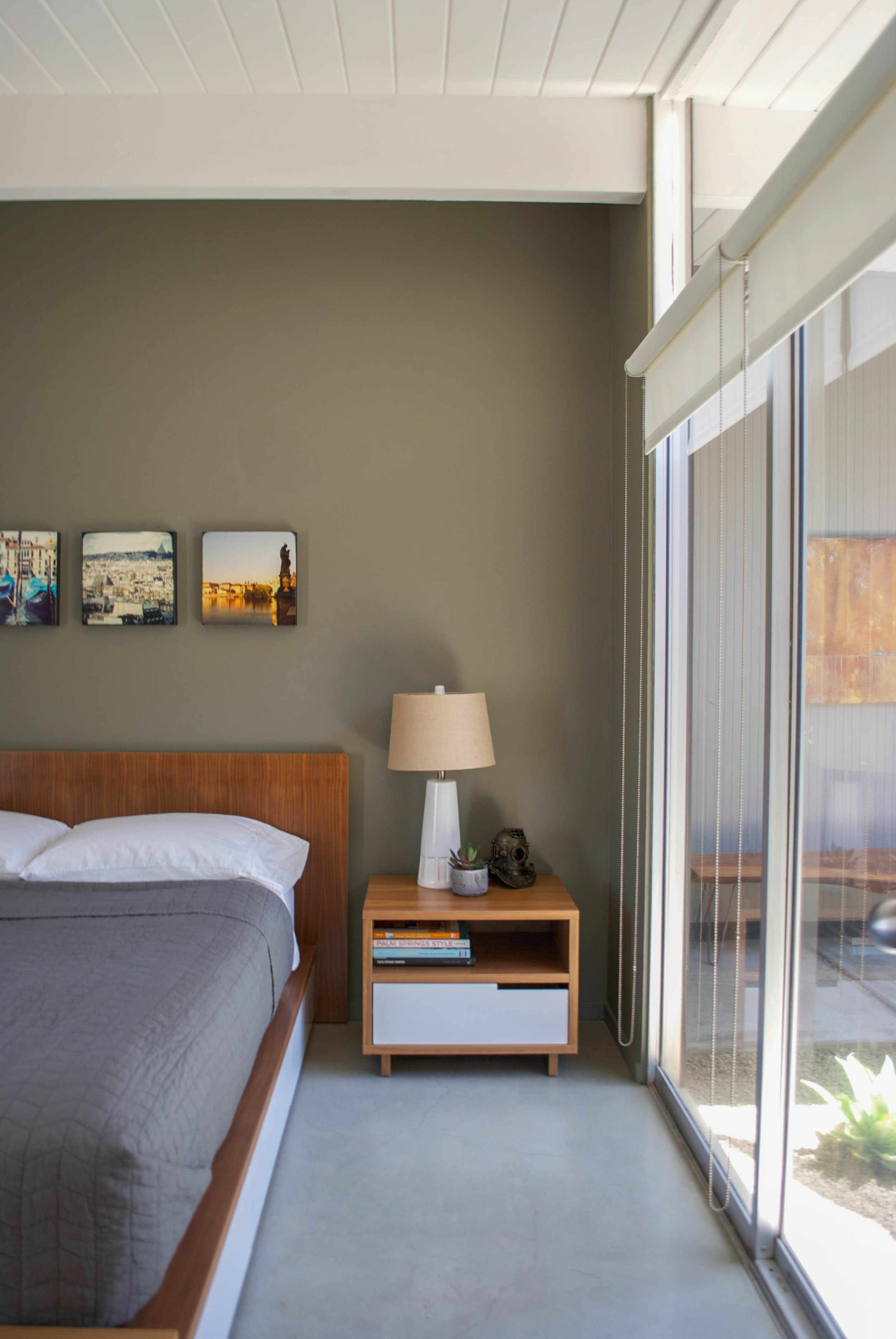 I think any guest would be happy waking up to this natural light.