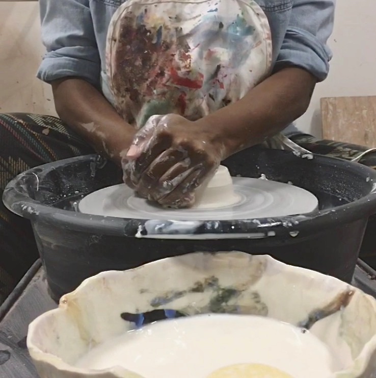 I've never tried any type of pottery before, Tiffany makes it look so easy.