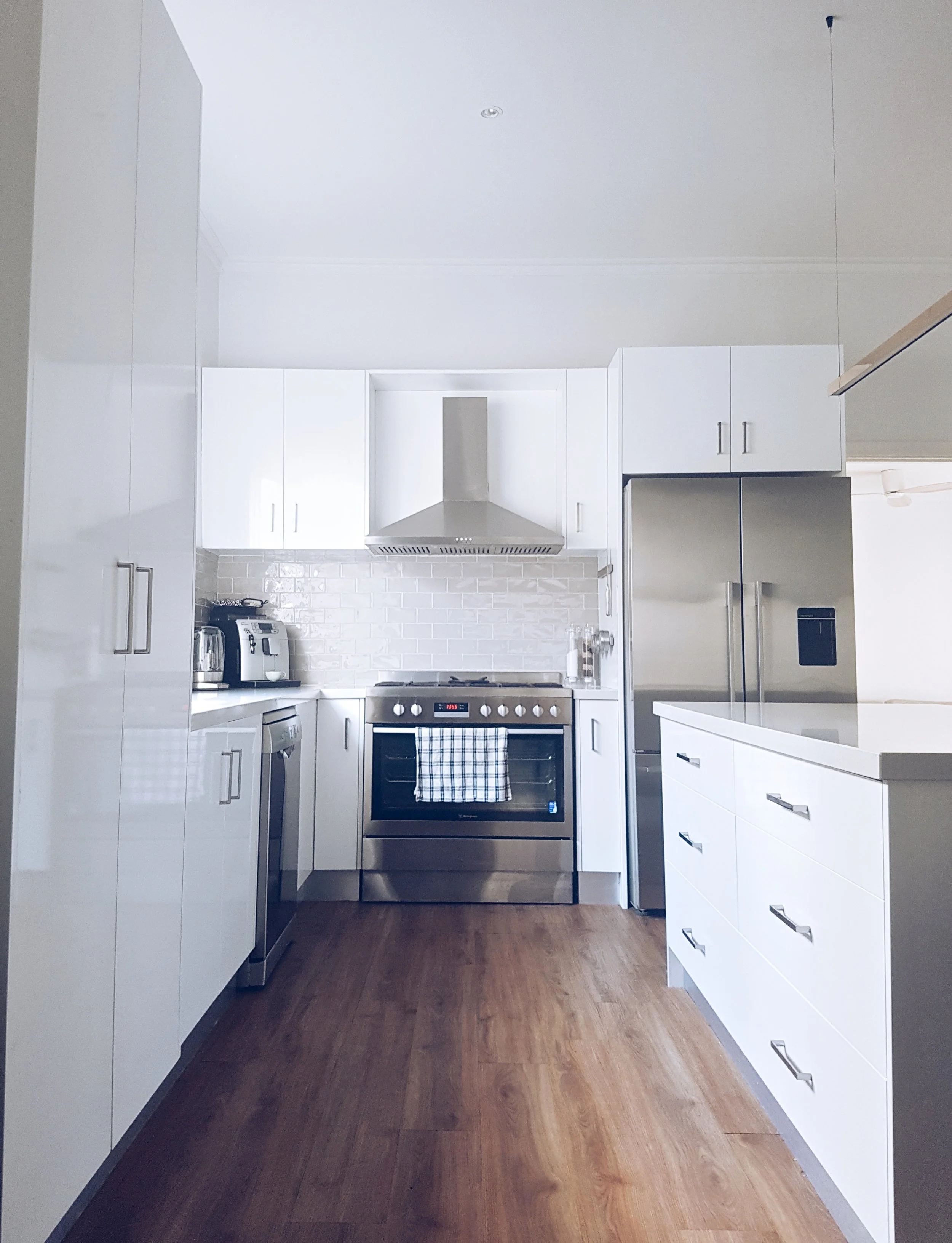 "I love cooking, so a 900 mm stove was essential."