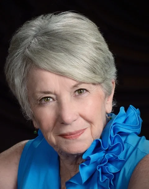 Elizabeth Greaf