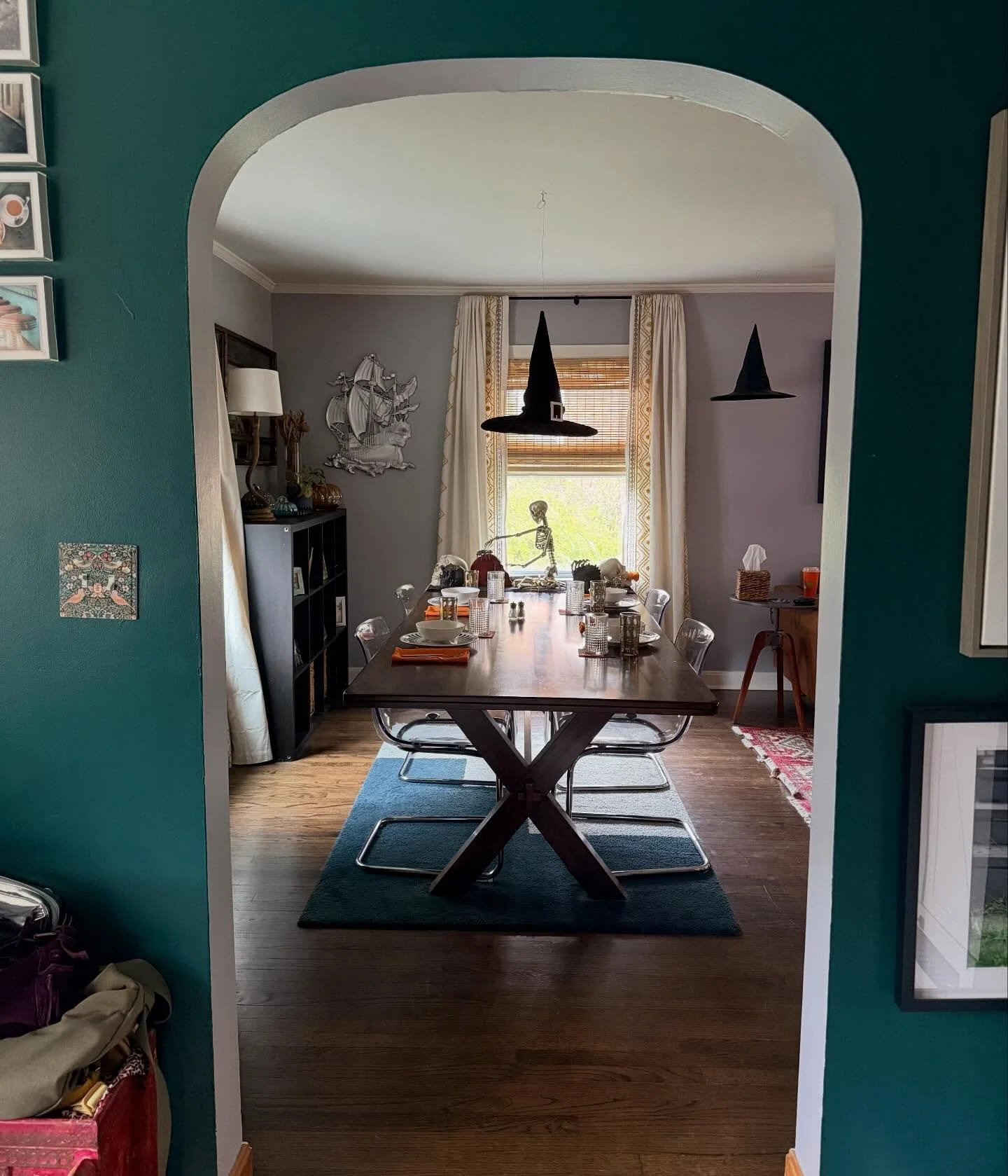 Our 4th in Chicago and our 8th total annual spooky dinner where everything was delicious and no one went into labor. #winwin #vegetarianshepherdspie #jalaweeños #ciderskulls #pumpkinkringle