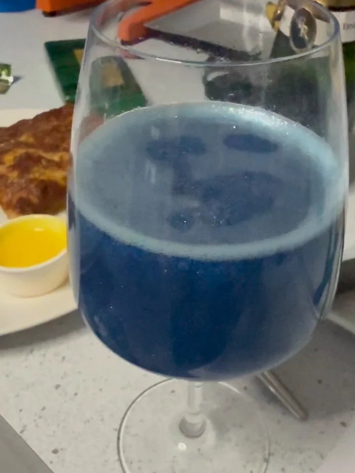 Let&rsquo;s look back at the metric ton of champagne glitter I had at New Years and our Hoppin&rsquo; John. #happynewyear #latergram #hoppinjohn