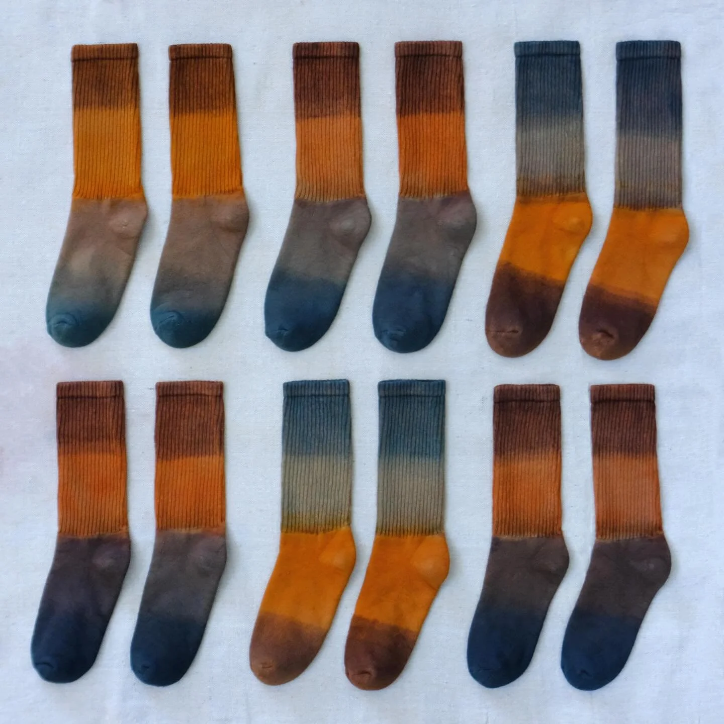 Stocking stuffers for the plant-loving elves in your life 🧦

I&rsquo;ll be shipping orders through the end of this week, but today is your best bet for delivery by Christmas in California 🌲