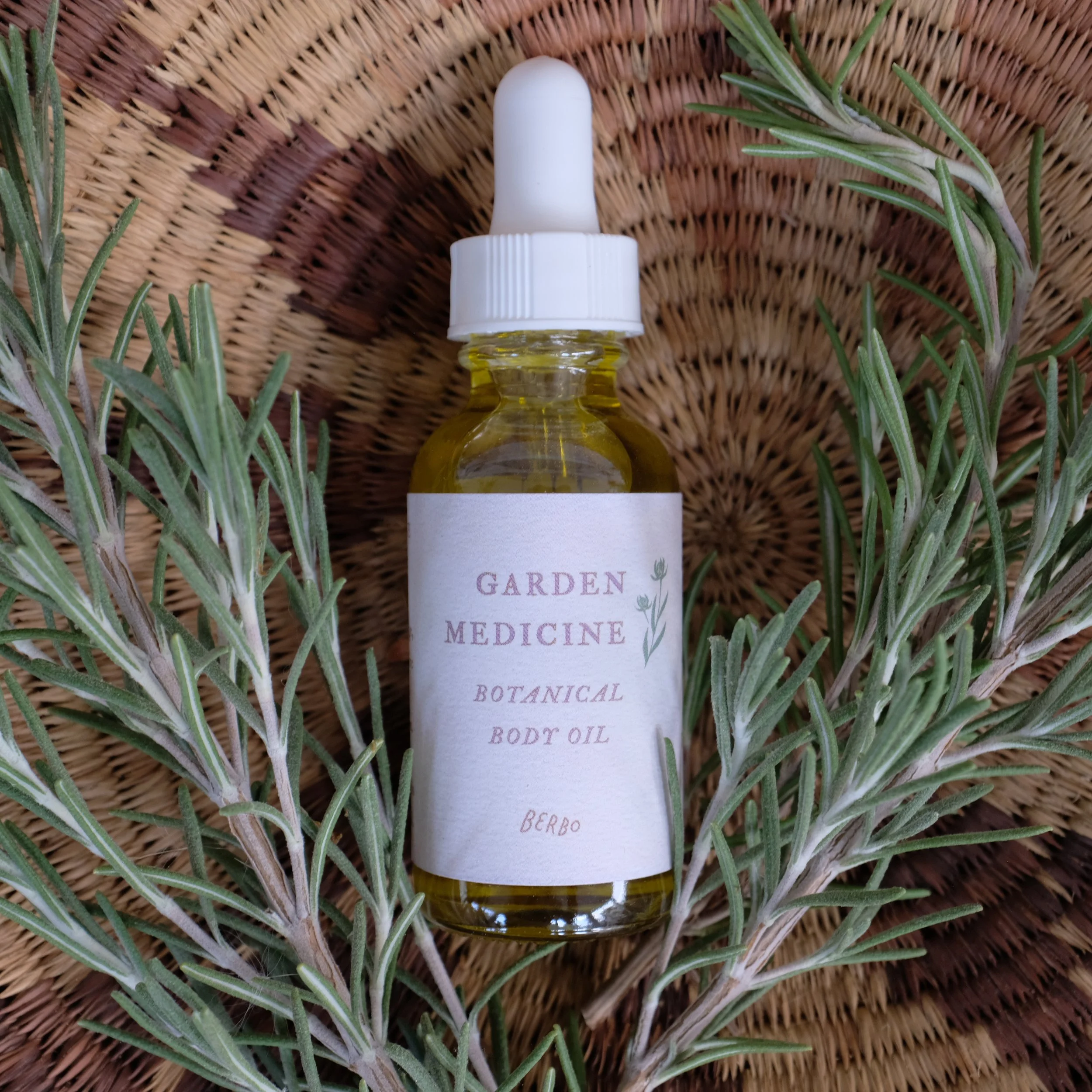 GardenMedicineOil2.jpg