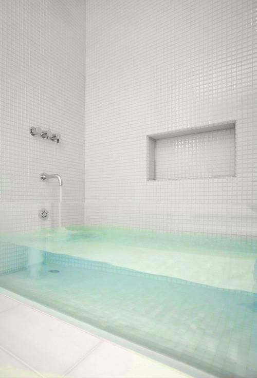 modern transparent bath tub