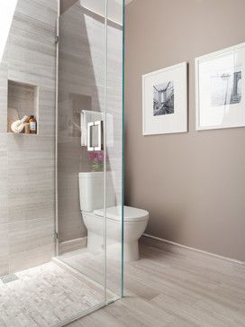 classic Hampton neutrals bathroom