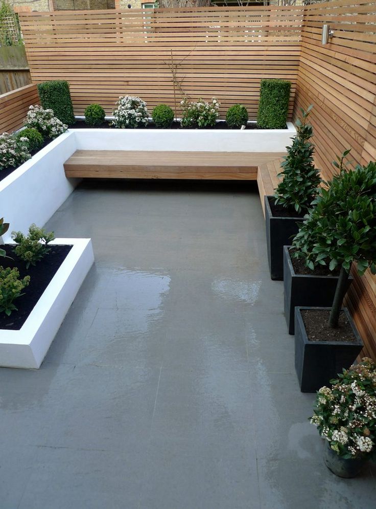 30 Small Backyard Ideas Renoguide, Small Courtyard Landscaping Ideas