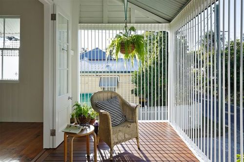 Featured image of post House Front Veranda Grill Design - Front door grill designs photos.