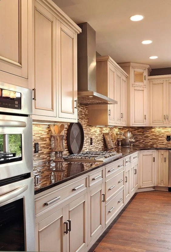 What Color Should I Paint My Kitchen Cabinets? - Textbook Painting