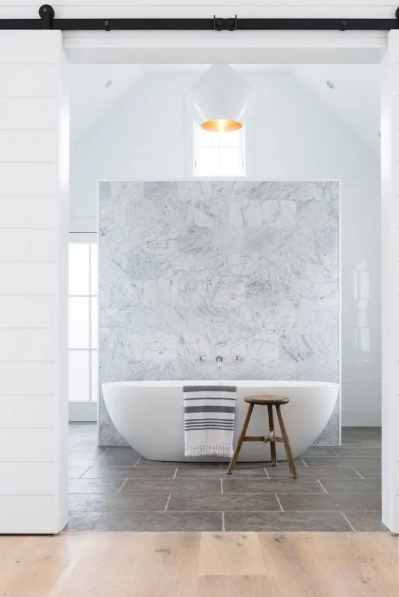 luxurious minimalist bathroom