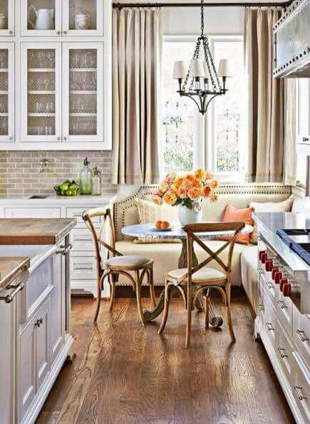 kitchen breakfast nook
