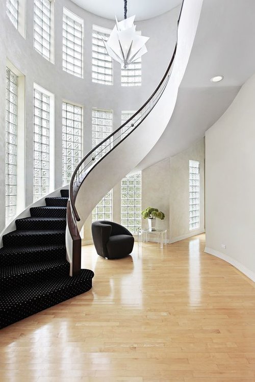 Curve Up Your Home Decor with Stunning Wall Decor Ideas for Curved