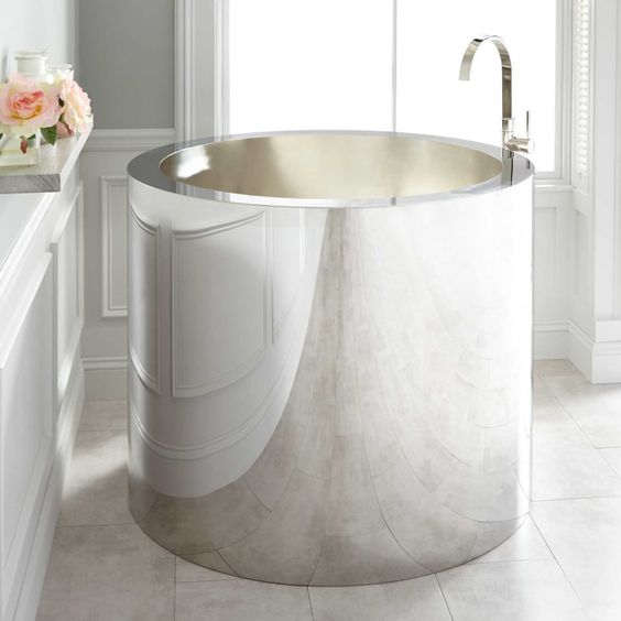 55 Beautiful Bathtub Ideas And Designs, Round Japanese Soaking Tub