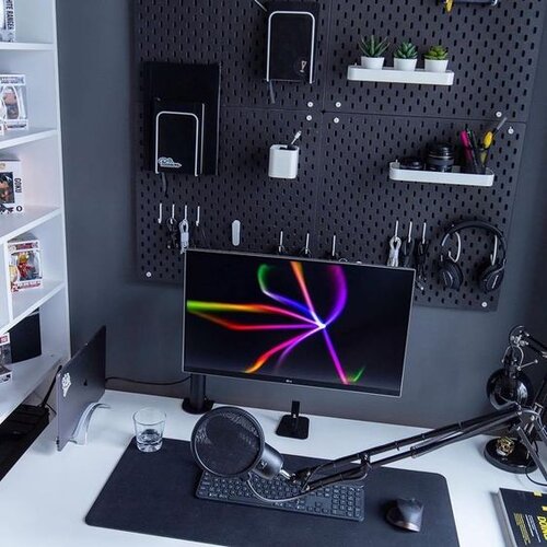 30 Gamers Home Office Ideas And Designs Renoguide Australian Renovation Inspiration - Things To Put On Your Wall Gaming