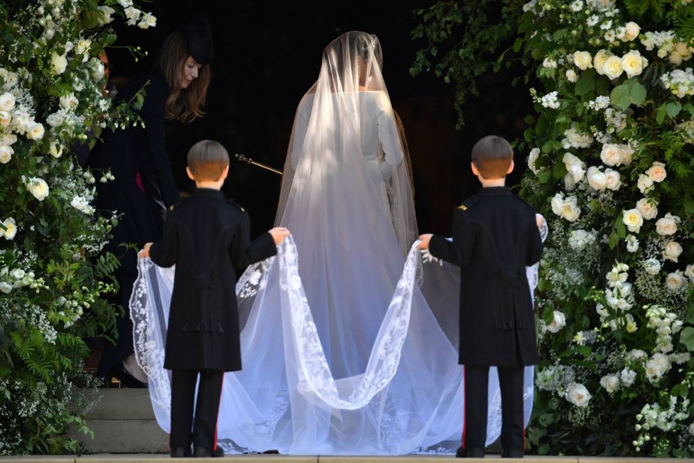 meghan-markle-royal-wedding-dress-designer-style-veil.jpg