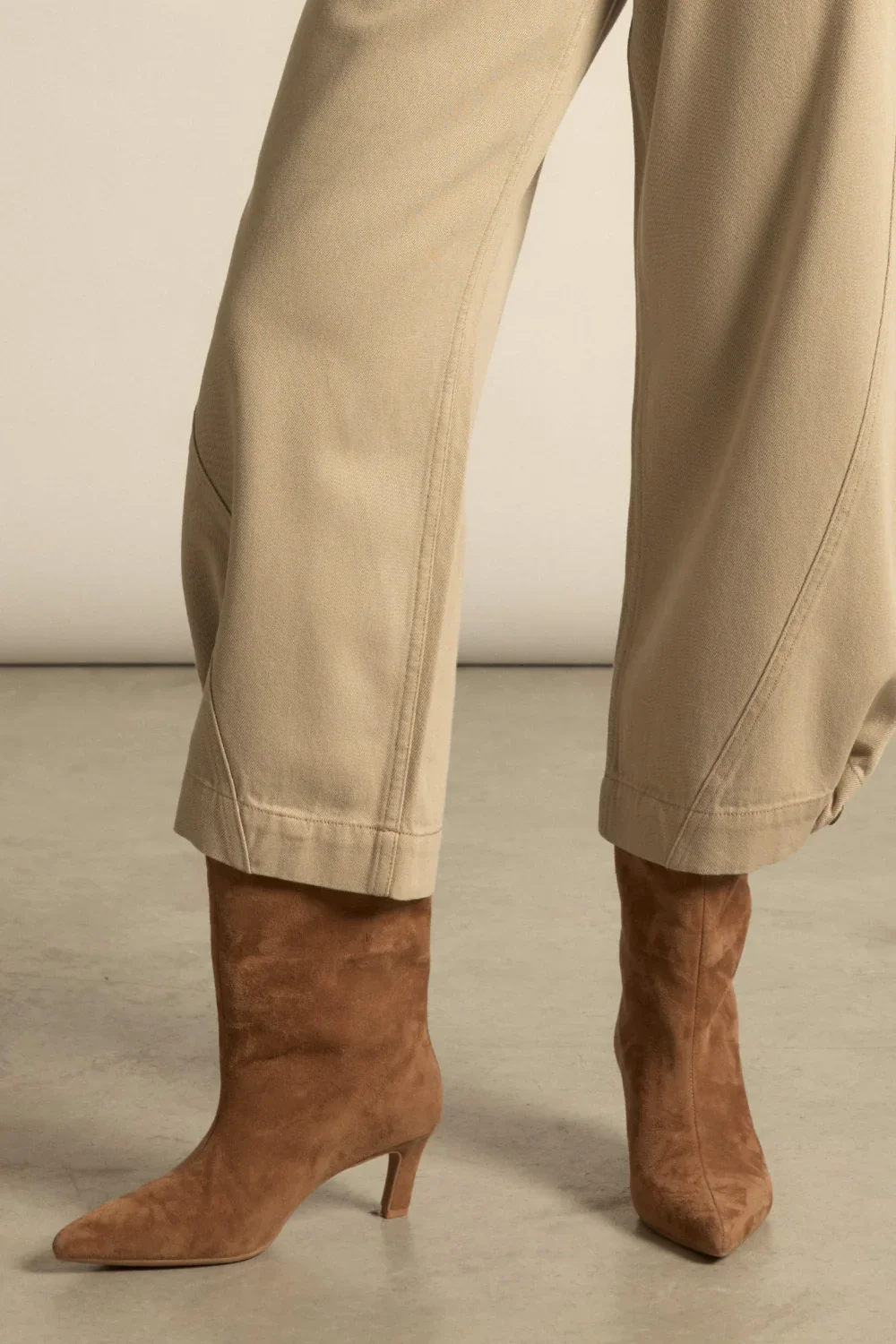 degreeboot-cinnamonsuede2_awlighting (1).webp