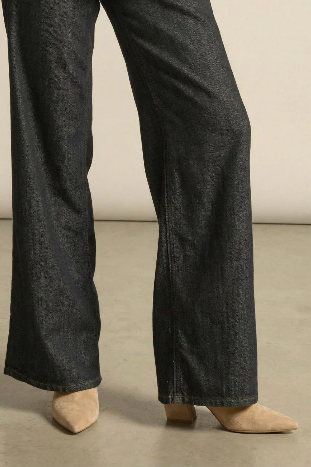 penchantboot-trufflesuede.webp