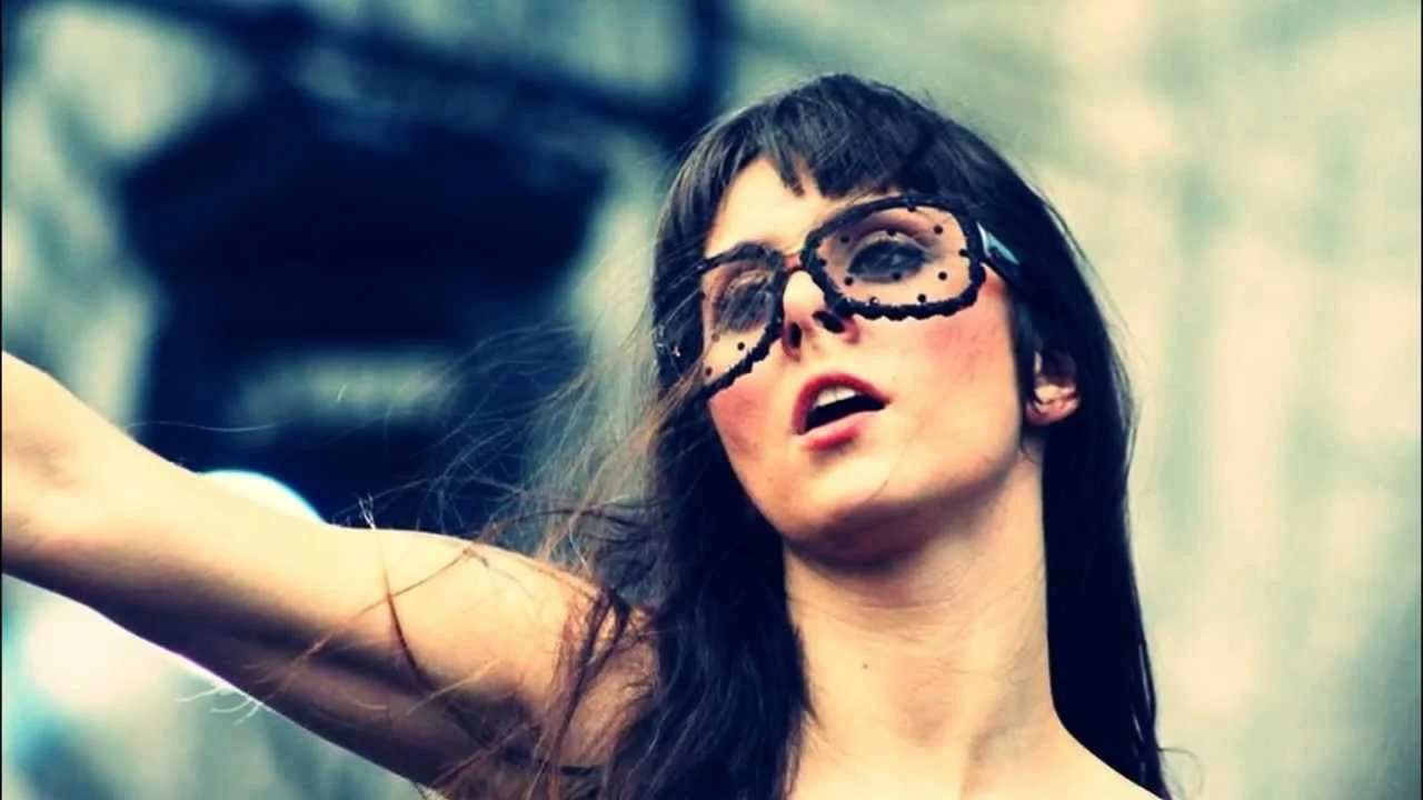 La Mala María's voice has fueled Bess through both darkness and light, with its singularly raw blend of pain, longing, and unapologetic, fierce pleasure. 