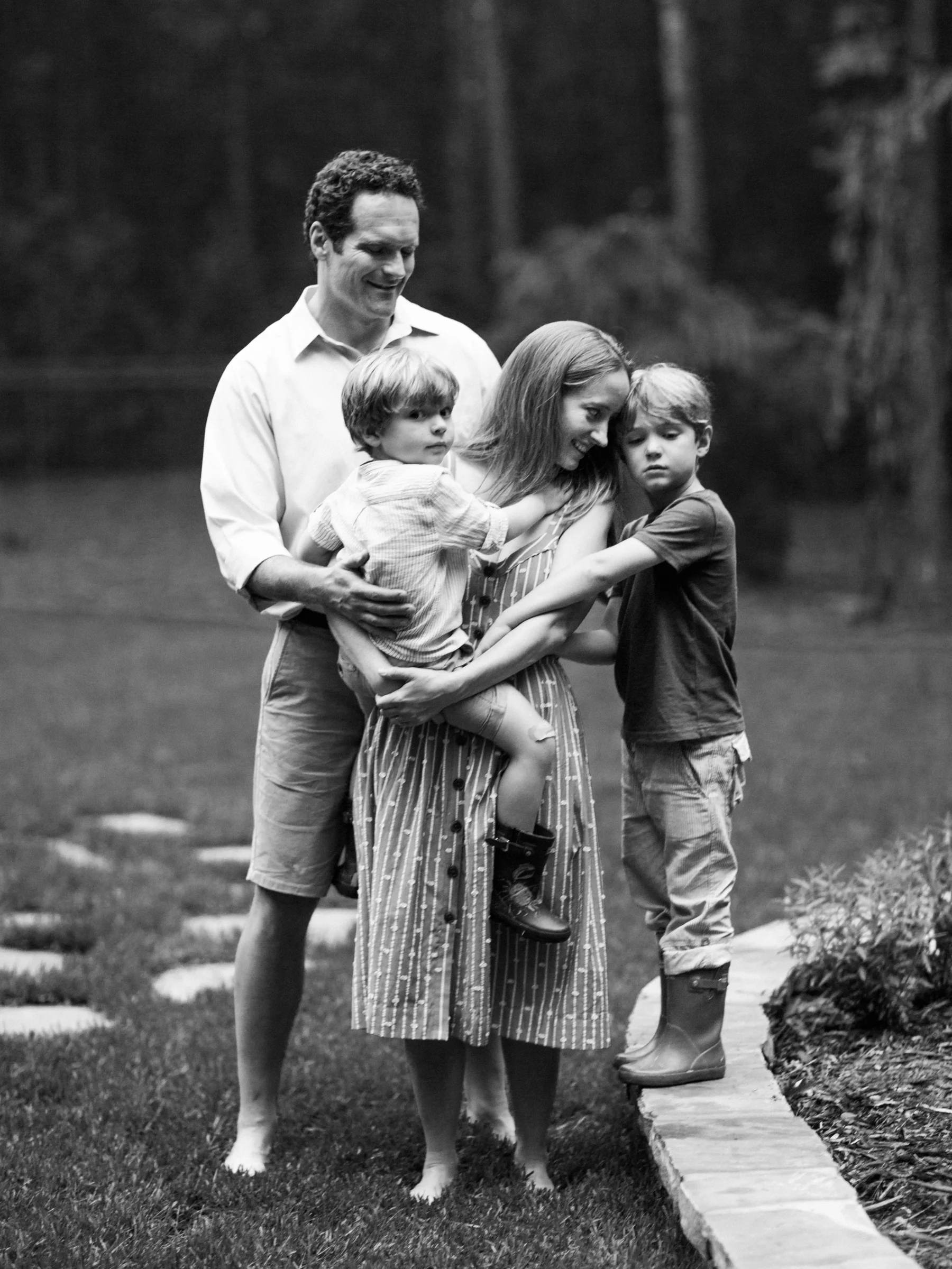 family captured on film by photographer anna laero at a pittsburgh family session