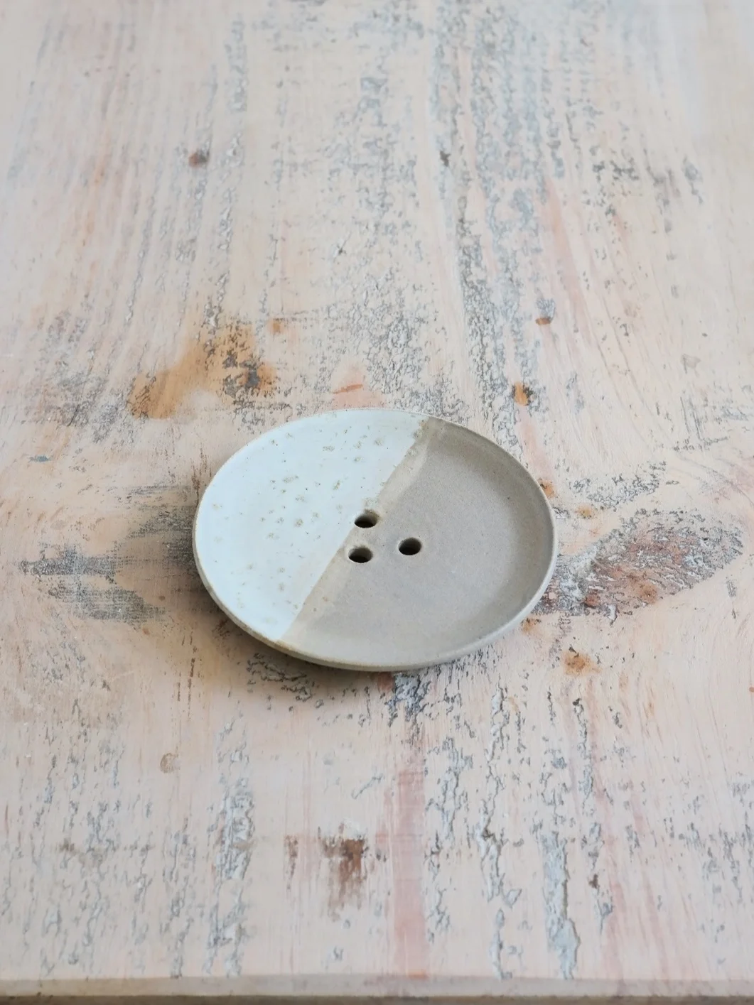 Soap+Dish+Ceramic-%5BKara+Leigh+Ford%5D+Ceramics+-%5BKara+Leigh+Ford%5D_1040.jpg