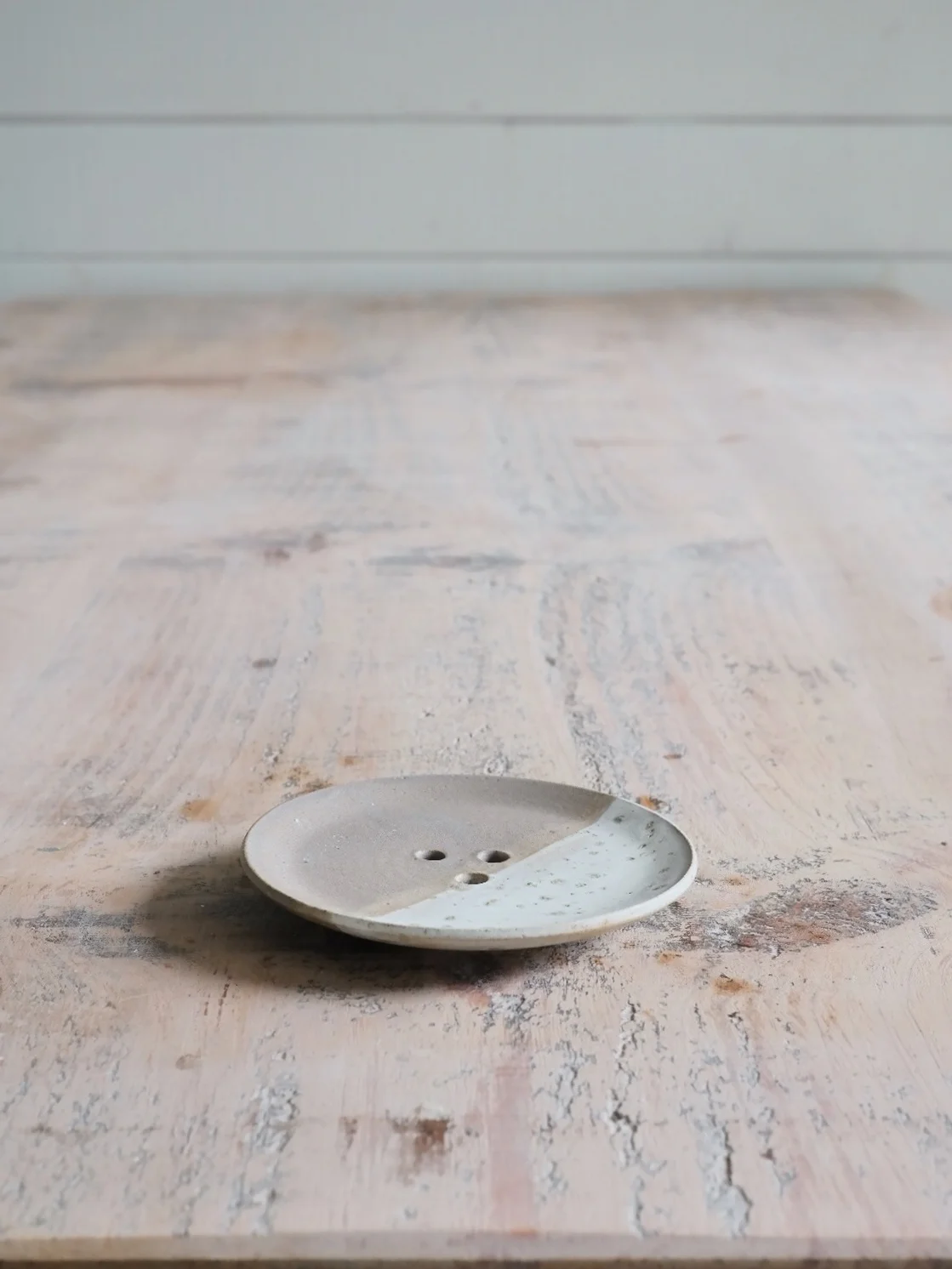 Soap+Dish+Ceramic-%5BKara+Leigh+Ford%5D+Ceramics+-%5BKara+Leigh+Ford%5D_1047.jpg