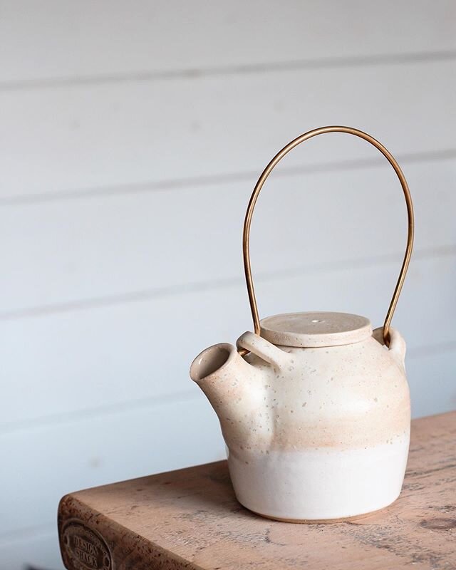 Two cup teapot with brass handle.
•
Hand thrown on my potters wheel using speckle stoneware clay. This teapot is made up of five separate thrown pieces, carefully constructed and then left to dry for at least a week. Glazed in a sea salt and soft cha