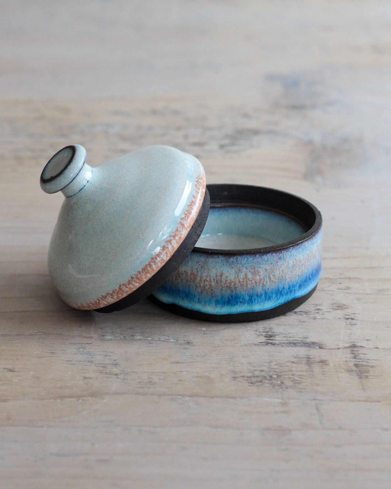 Lidded Pot II 3.jpg
