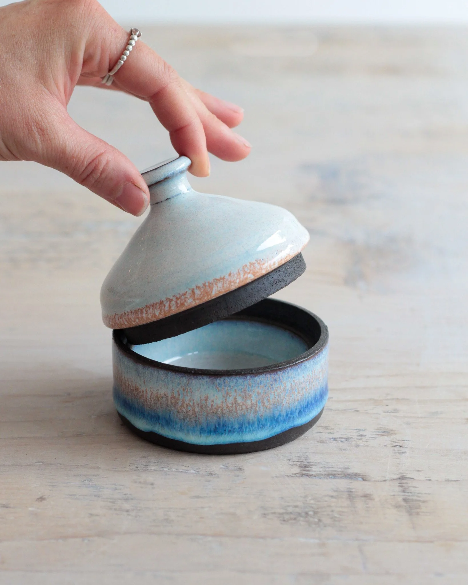Lidded Pot II 4.jpg