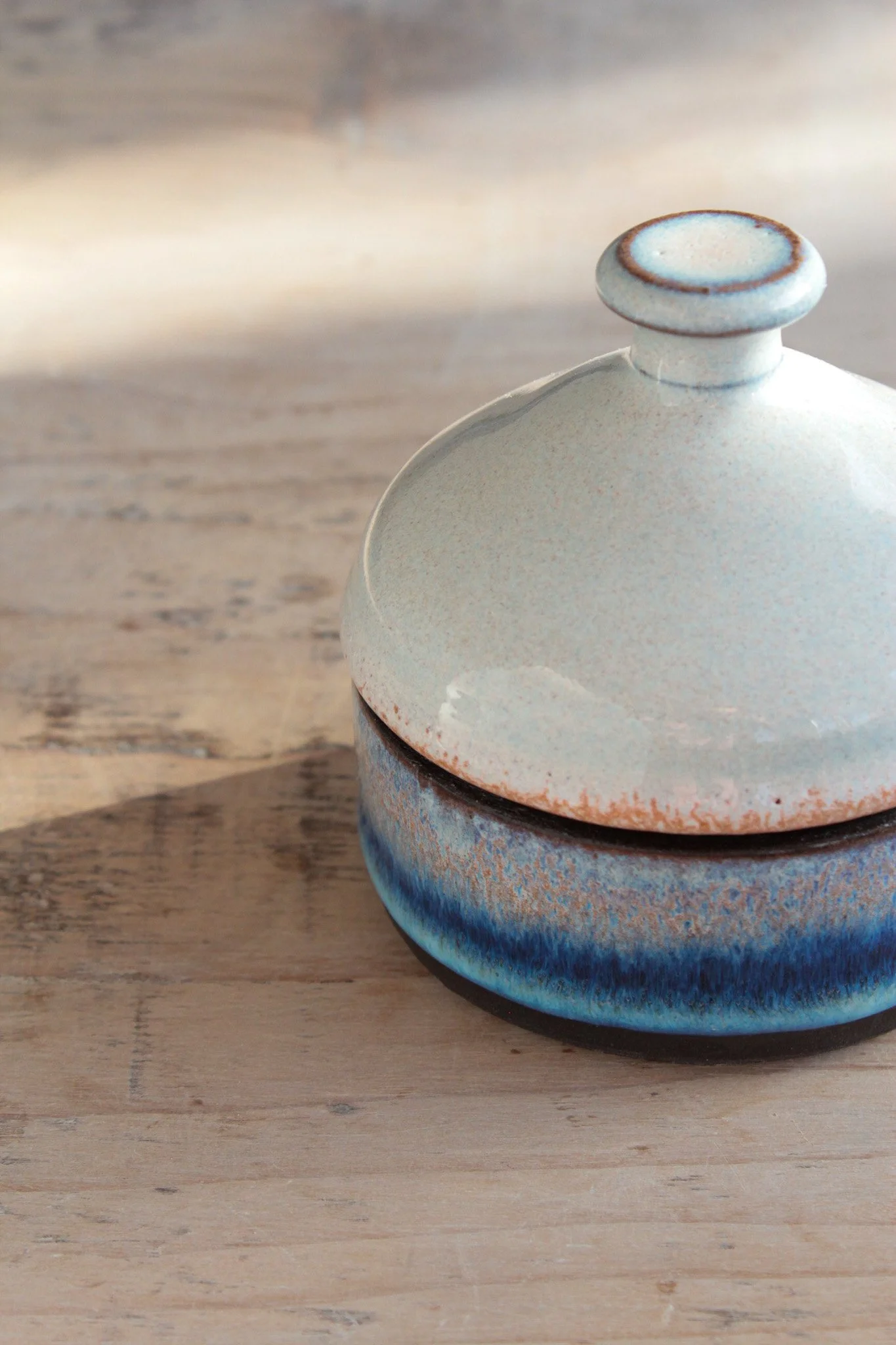 Lidded Pot II 8.jpg