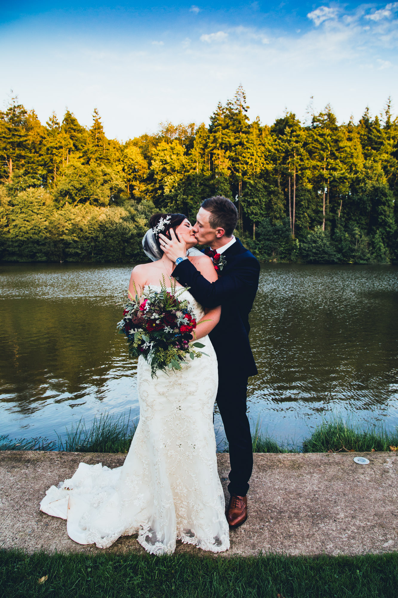 Canada Lodge and lake wedding photography 2019_7402.jpg