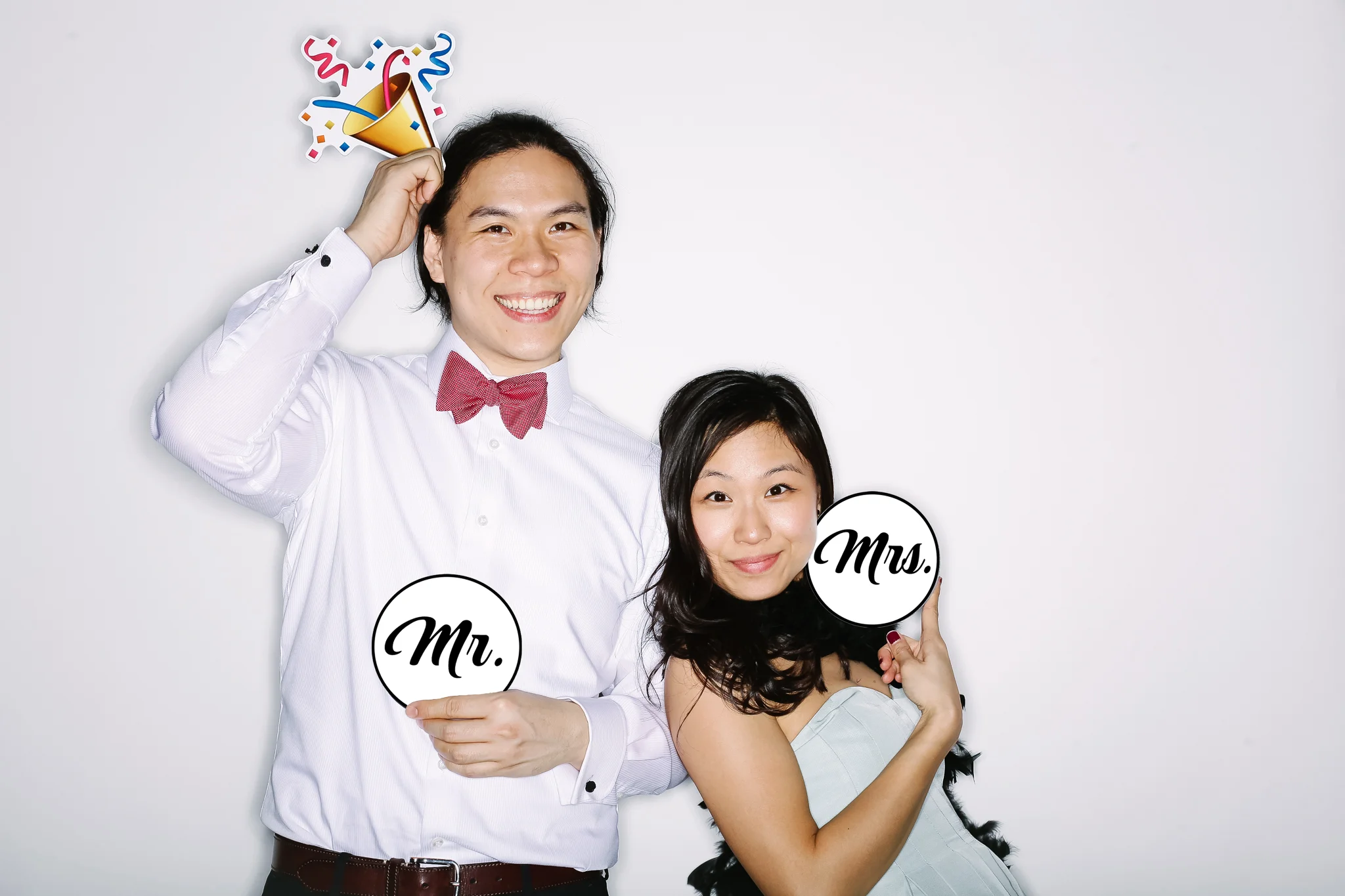 Susan & Sam Photo Booth-633.jpg